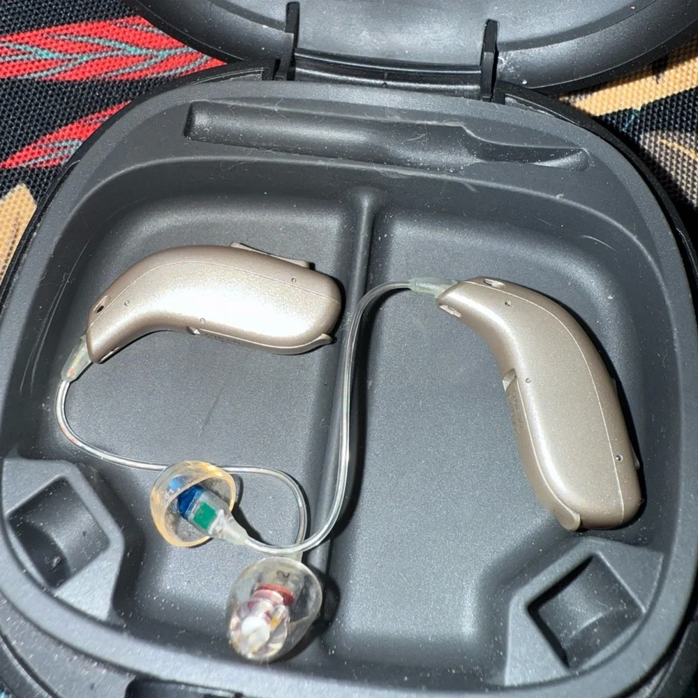 Oticon Black Hearing Aides with Cases